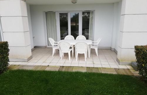 Treboul Apartment | Surcouf