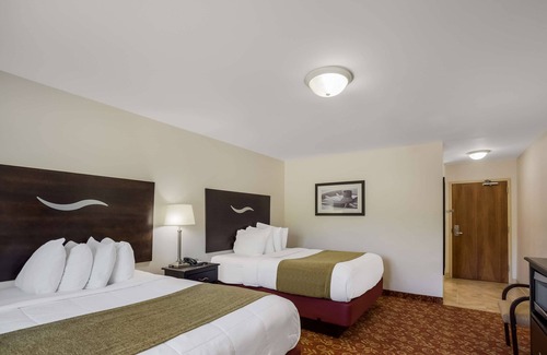 Whittington Hotel | SureStay Hotel by Best Western Whittington Rend Lake