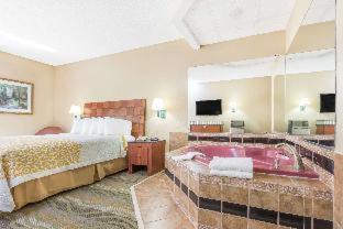 Morganton Hotel | SureStay Hotel by Best Western Morganton