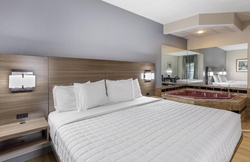 Morganton Hotel | SureStay Hotel by Best Western Morganton