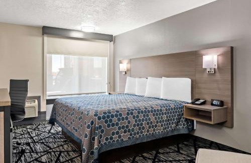 Duncan Hotel | SureStay Hotel by Best Western Duncan