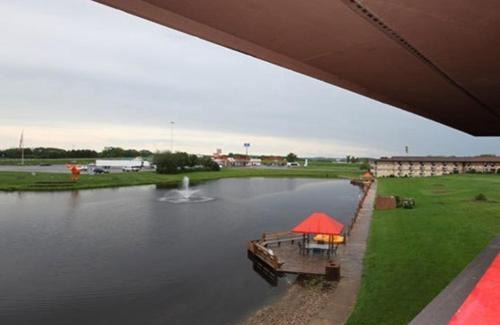 Black River Falls Hotel | SureStay Plus Hotel by Best Western Black River Falls