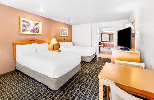 South San Jose Hotel | SureStayPlus Hotel by Best Western San Jose Central City