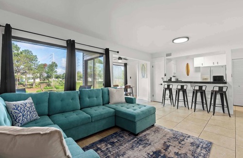 Destin Condo | Surf N Snooze-Central Destin-Pet Friendly