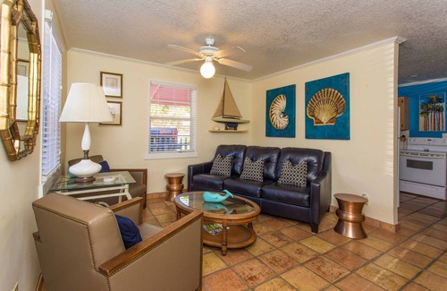 Briny Breezes Cottage | Surf Road Cottage Unit 1 - at the beach