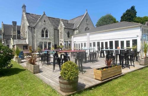 Saint Columb Major House | Surf's Up! Perfect base for holidays or work in Cornwall