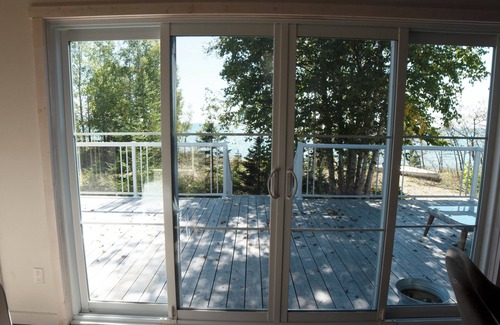 Manitoulin District House | Surfside on Square Bay