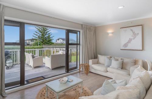 Whiritoa House | Surfside Sanctuary - Whiritoa Holiday Home