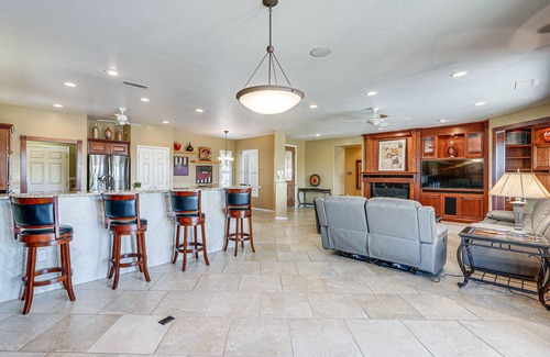 Surprise House | Surprise Home in Golf Community w/Private Pool!