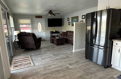 Old Town House | Suwannee River 2BR 1BA near Fanning Springs. Lower level screened, Boat House