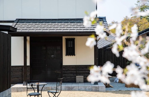 Yufuin Onsen House | Suzu Close to Kinrinko and Yunotsubo street/Yufu Ōita