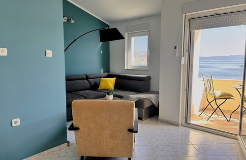 Municipality of Posedarje Apartment | Sveti Duh Apartment Seaview