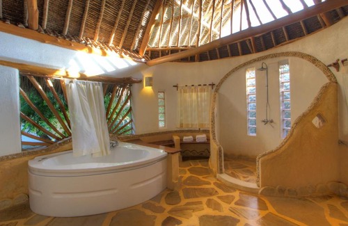 Tiwi Villa | Swahili House
