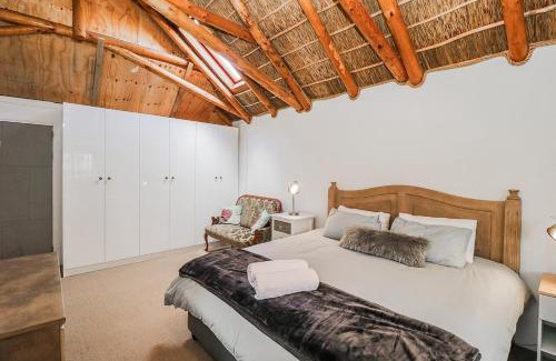 Laingsburg House | Swallows Nest