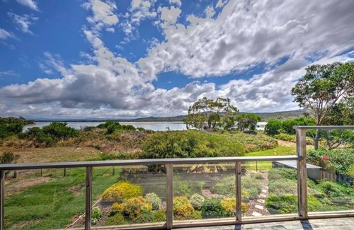 Coles Bay House | Swan Cove