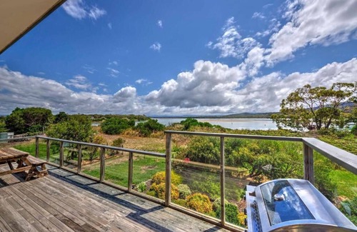 Coles Bay House | Swan Cove