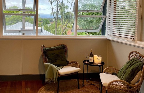 Bayswater House | Swan Retreat - 2 bedroom/modern interiors/views