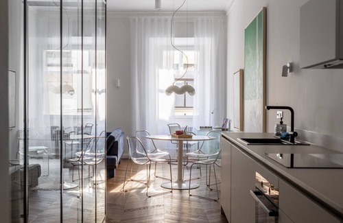 Ljubljana Old Town Apartment | Swanky residence, premium bright apartment, 4 stars, city centre, free parking