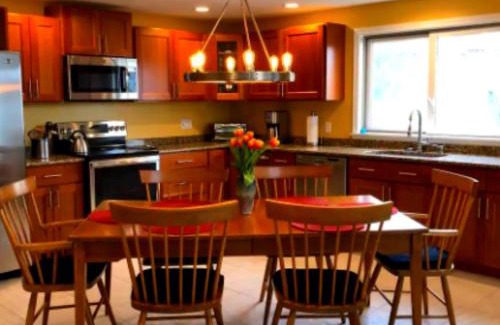 Swampscott Apartment | Swapscott Beachfront Vacation Home for Families