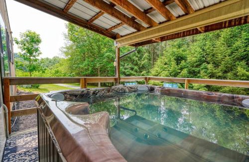 South Bloomingville House | Swaying Pines Cabin