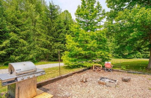 South Bloomingville House | Swaying Pines Cabin