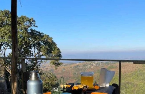 Kaphunga Cabin | Swazi Village Home Stay