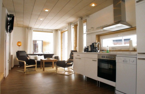 Zierow House | Swedish red vacation home "Isi" - Beach 500m - Holiday home on the Baltic Sea