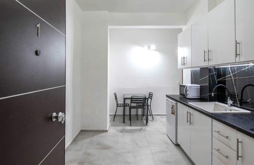 Omonia Apartment | Sweet apartment in Athens A1