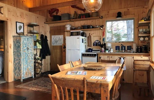 East Boothbay House | Sweet cottage on the water with amazing views!