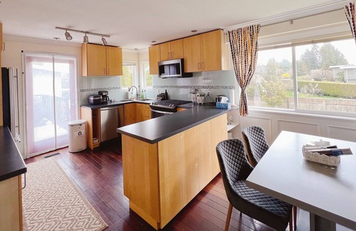 Delta House | Sweet family house in Tsawwassen