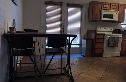 Midtown Condo | Sweet home nearby UOA