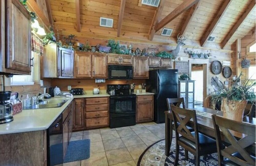 Branson Cedars Cabin | Sweet Life Cabin Branson Cedarsn