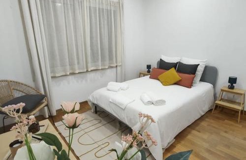Sao Domingos de Benfica Apartment | Sweet Little Orange