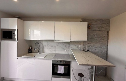 Talange Apartment | Sweet Love Room/sauna modern apartment 2 pax