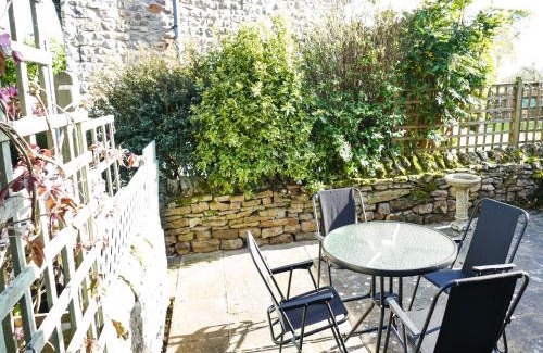 Redmire House | Sweet Pea Cottage