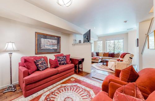 Hailey House | Sweet Retreat at Sweet Water