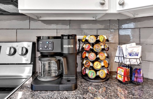 Columbus House | Sweet Retreat in NW Columbus- great for monthly stays and NO cleaning fee!
