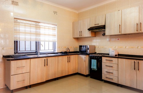 Lusaka Central Villa | Sweet Retreat Lusaka with Backup Power