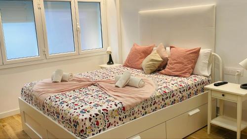 Collblanc y La Torrassa Apartment | Sweet Room Barcelona