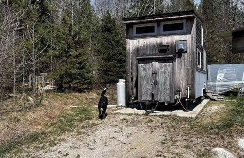 Franklin Cabin | Sweet Tiny Home on an Organic Farm