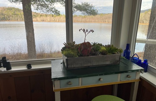 Stoneham Cottage | Sweet waterfront cottage, stunning sunsets, private, sleeps 4-8