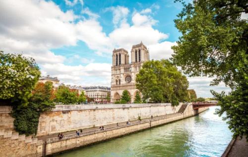 Paris City Center Apartment | Sweett - Le Notre-Dame