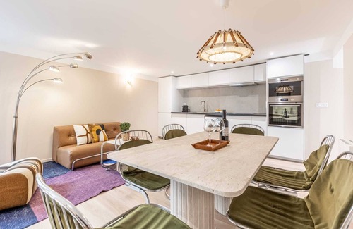 Quartier de la Place-Vendome Apartment | Sweett | Madeleine I