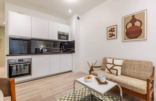 Quartier de la Place-Vendome Apartment | Sweett | Madeleine II