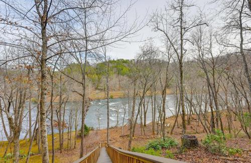 Hayesville House | Sweetwater Bluff Home On The Hiawassee with Views!