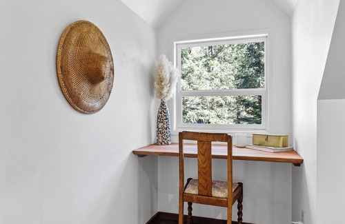 Salt Spring Island Cottage | Sweetwater Retreat Cottage B&B