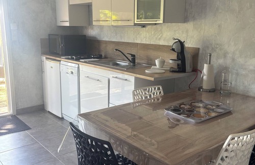 Saint-Georges-de-Didonne House | SWIMMING POOL AND JACUZZI 2KM FROM THE BEACH