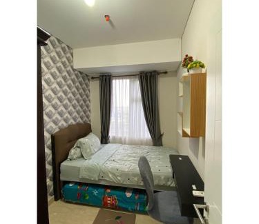 Kesawan Apartment | Swimming Pool View Exclusive Apartment-5th Floor-Min 2N