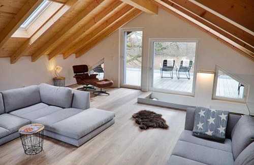 Noville House | Swiss Lake Lodge