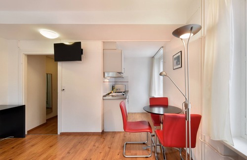 Hottingen Apartment | Swiss Star California